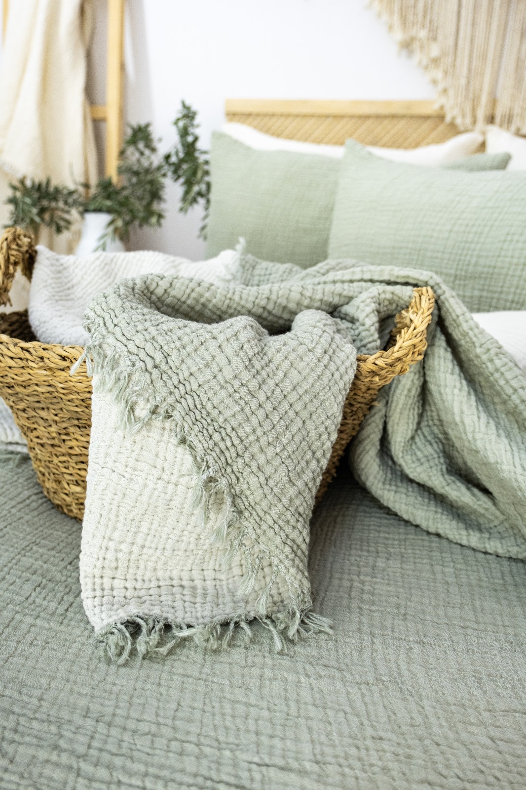 GKC Home 4 Katlı Müslin Yatak Örtüsü - Çağla Yeşili - Görsel 2